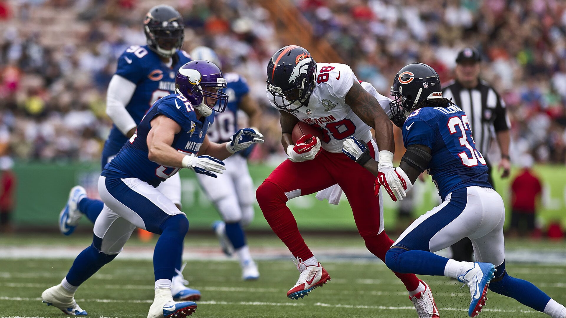 【高手对决】顶尖运动员的激烈碰撞与战术布置